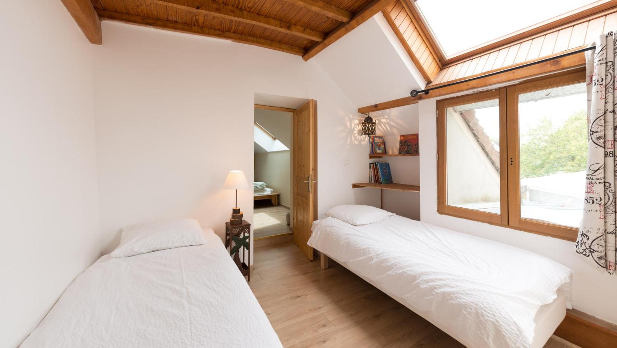Au Bonheur Des Retrouvailles Hotel Denonville Екстериор снимка